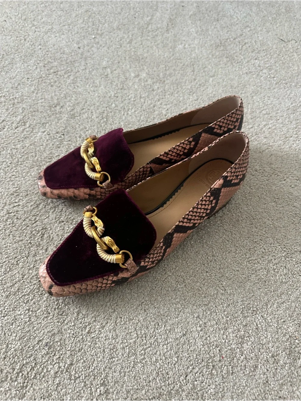 Tory Burch Women's Velvet and Snake-Print Loafers in Burgundy and Pink - Picture 8 of 12